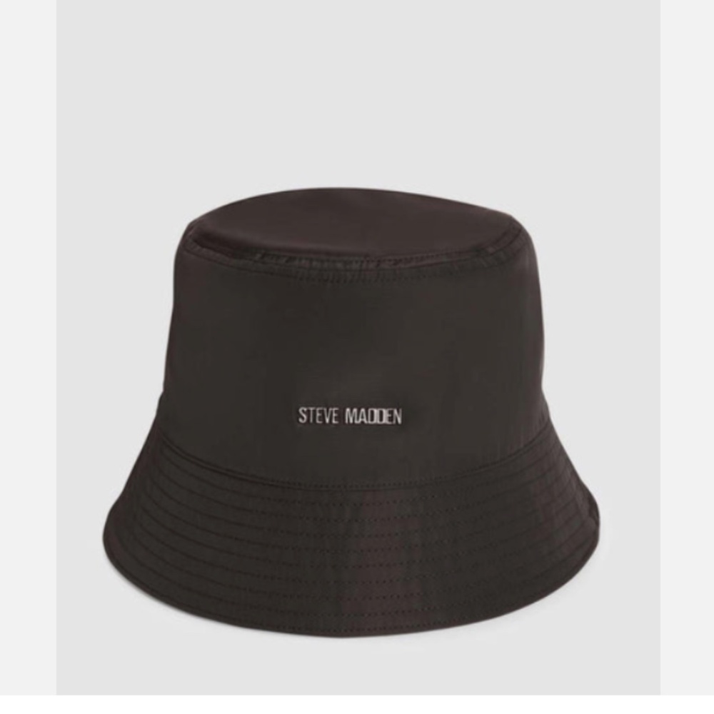 Steve madden NYLON BUCKET HAT BLACK SMA-860 One size NWT $38